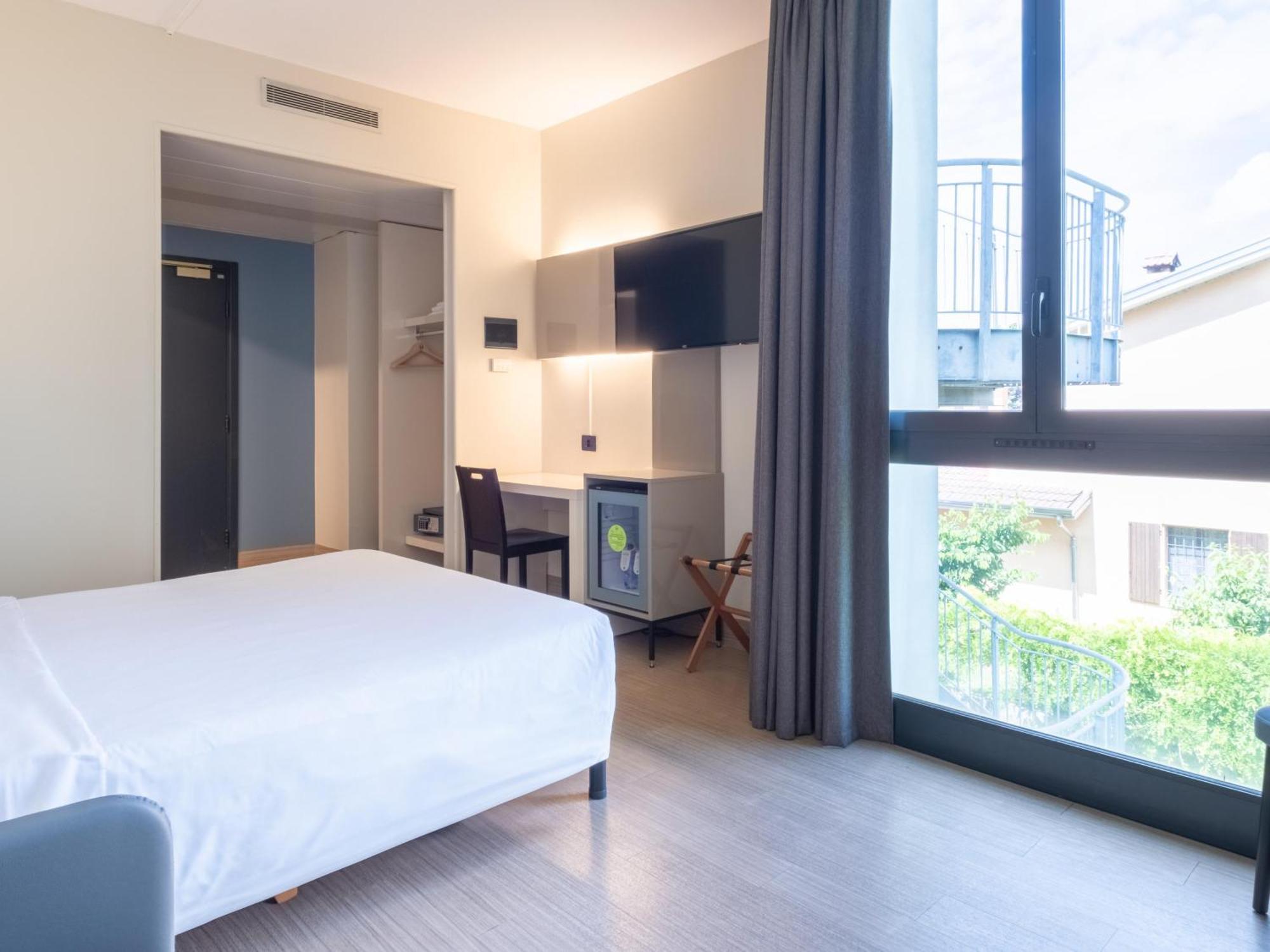 B&B Hotel Mantova San Giorgio di Mantova Bagian luar foto